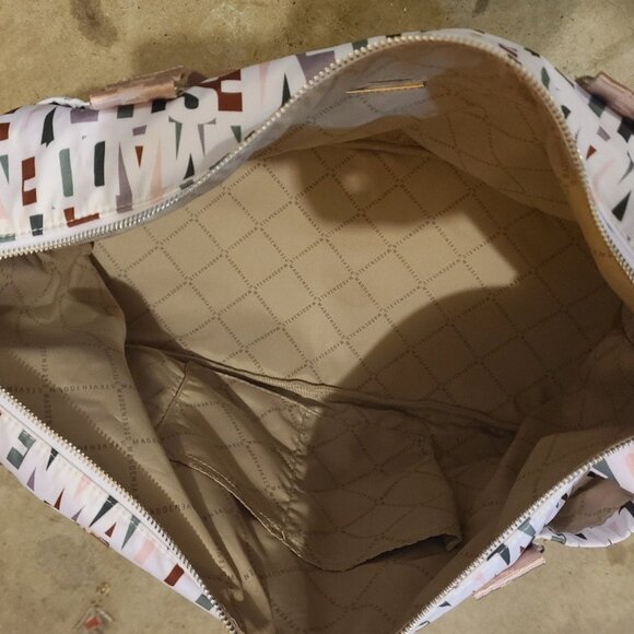 Basically NEW Steve Madden ladie's large carry designer bag w/ handles/ no strap - Picture 4 of 5